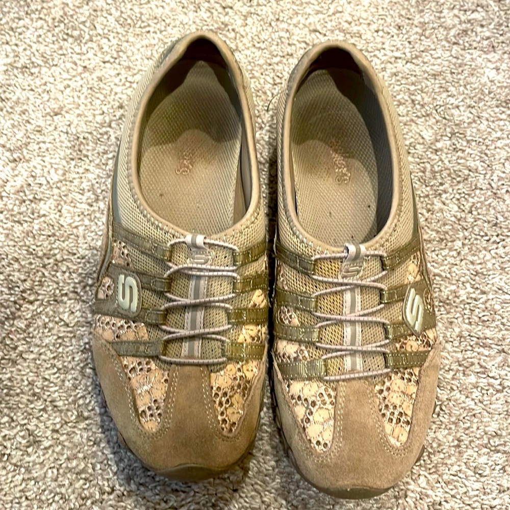 Skechers Skystep Slip On Sneakers